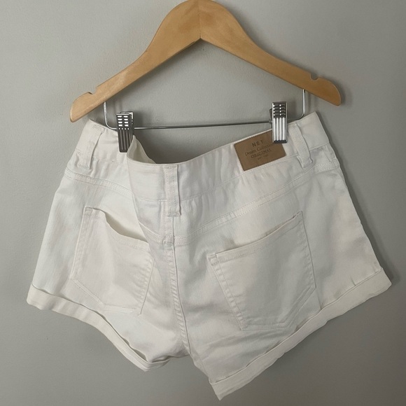 ☀️White Denim Shorts Sz 36 - Picture 3 of 3